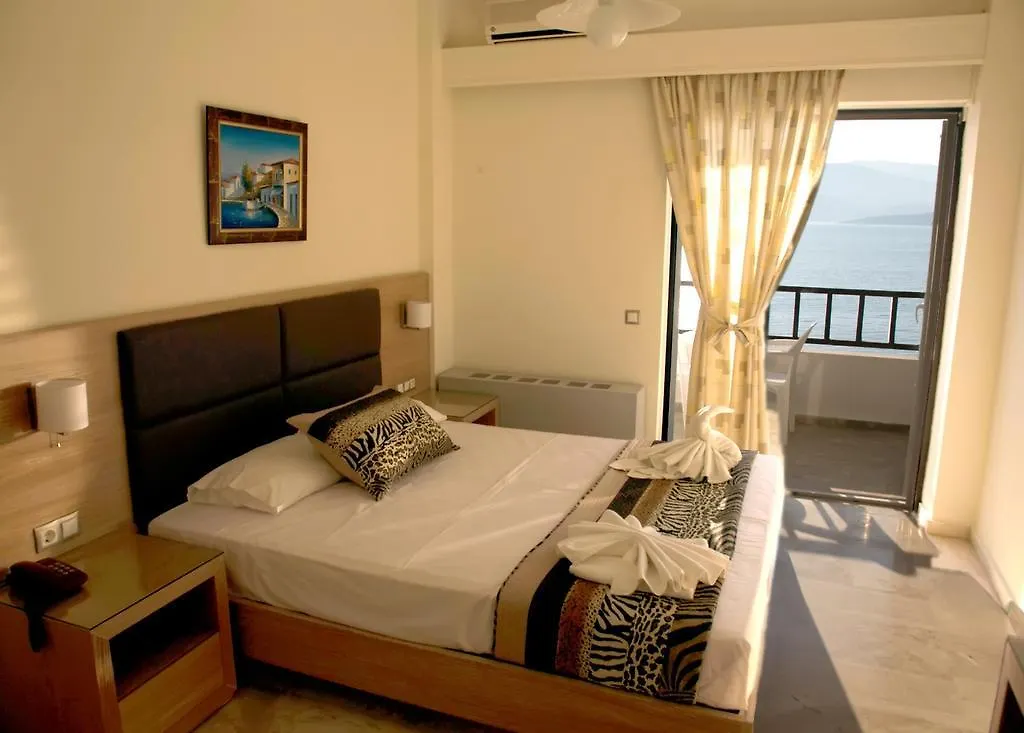 Poseidon Hotel Ликсури